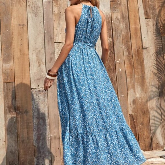 Ditsy Floral Belted Halter Dress - Picture 6 of 7